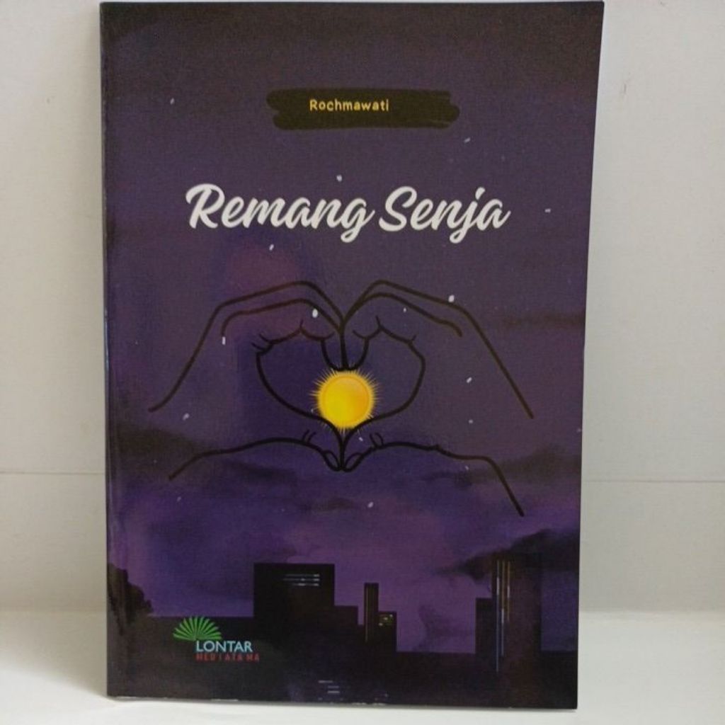 หนังสือสะสมบทกวี / Twilight Reman