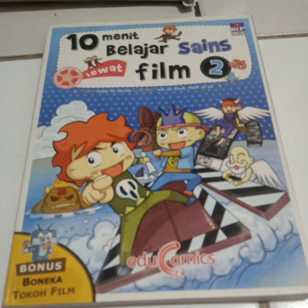 COMIC 2 10 MINUTES LEARNING SCIENCE THROUGH FILM