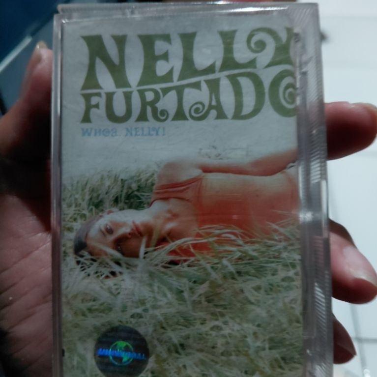เทปคาสเซ็ท Nelly Furtado ดั้งเดิม