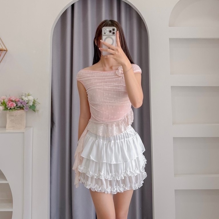 INSUN - VIREA TOP | ปิดไหล่ Ruched Top ผู้หญิง