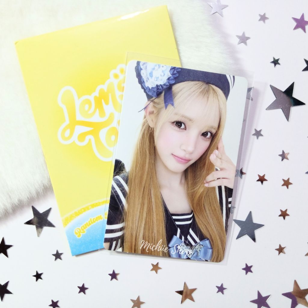 Photocard Hearts2Hearts Yuha Trading Card Lemotang ver A Selca Official | Yuha Hearts2Hearts Lemotan