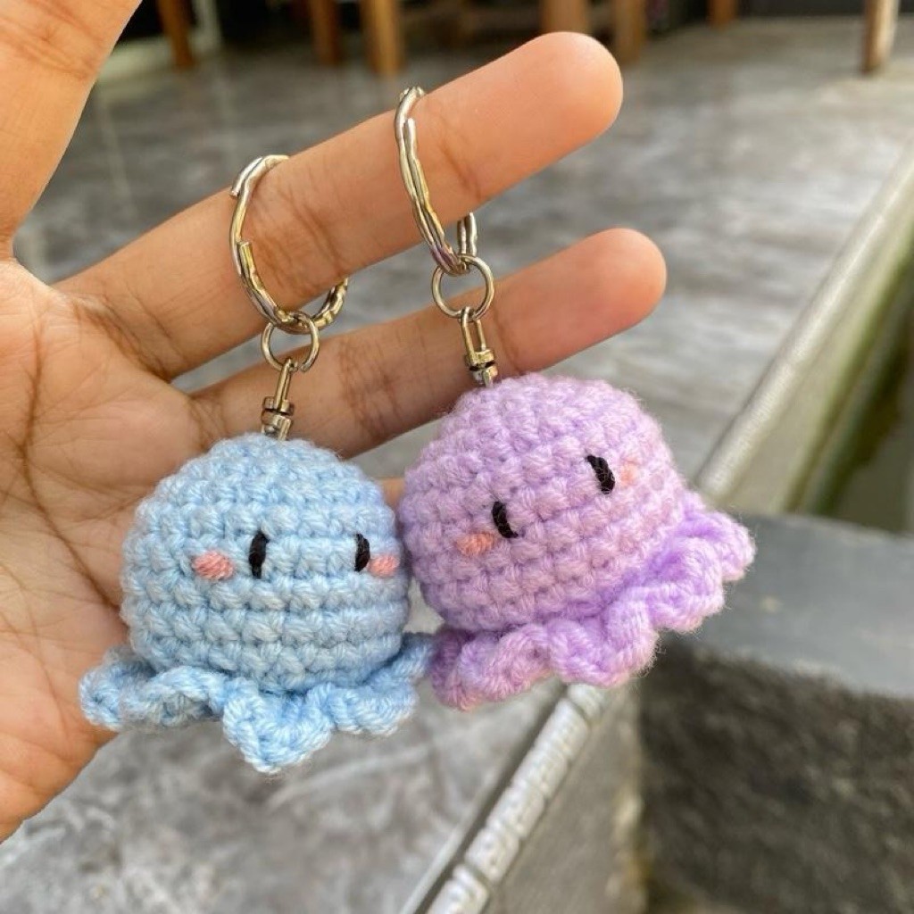 พวงกุญแจปลาหมึก/Amigrumi Octopus/Crochet Mini Octopus/Bagcharm Octopus/Knitted Octopus