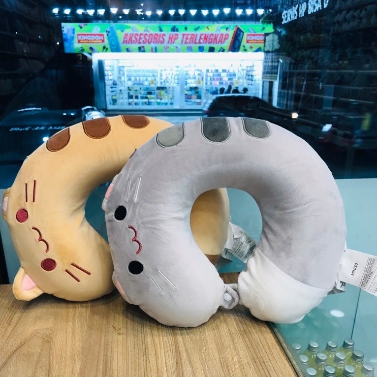 หมอนรองคอ Miniso Cat Memory Foam/หมอนรองคอแมวน่ารักนุ่มสบาย