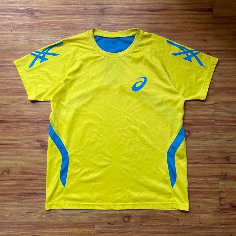 ASICS เสื้อเอสิค****