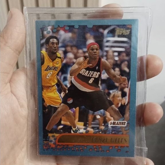 Bonzi wells กับ kobe bryant 2001 NBA