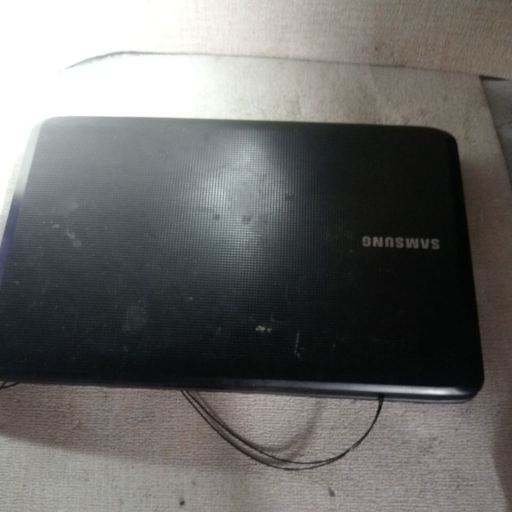 ชุดเต็ม TOP และ BOTTOM CASING SAMSUNG NT R530