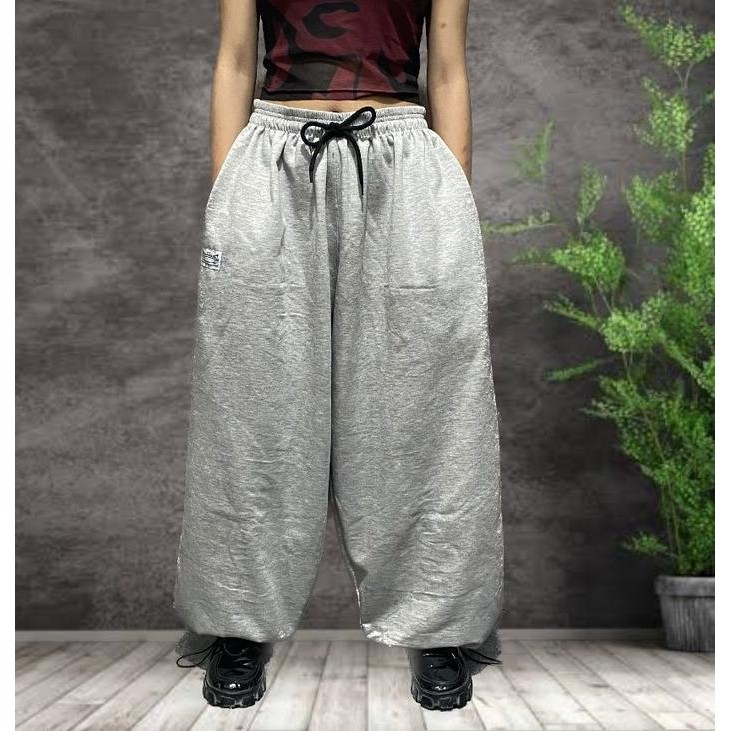 CMA Mozzaproject Sweatpants Baggy Balloon