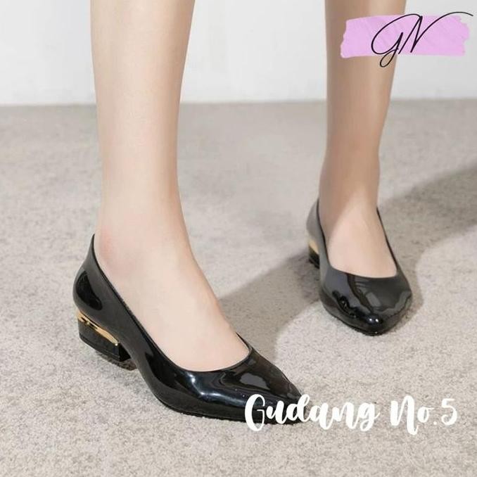 DT106 >> รองเท้าส้นแบนสตรีนําเข้ารองเท้า Jelly Wedges Slop Flat เกาหลี Anti-Slip แฟชั่นรุ่นล่าสุด L6
