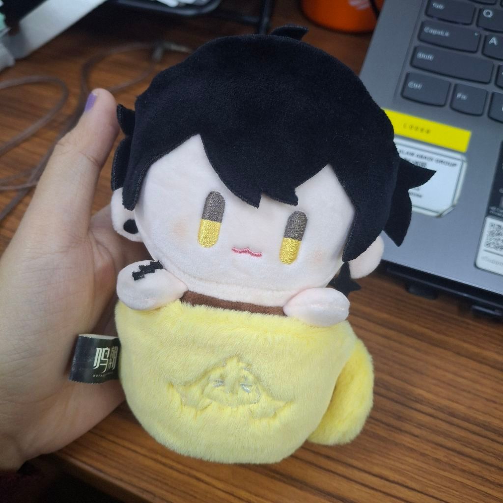 Wuthering Waves - พวงกุญแจตุ๊กตา Male Rover (PRELOVED)