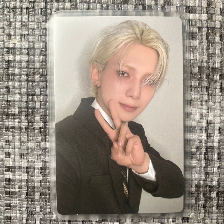 ATEEZ YOOSANG GOLDEN HOUR PART 4 อัลบั้มโฟโต้การ์ด