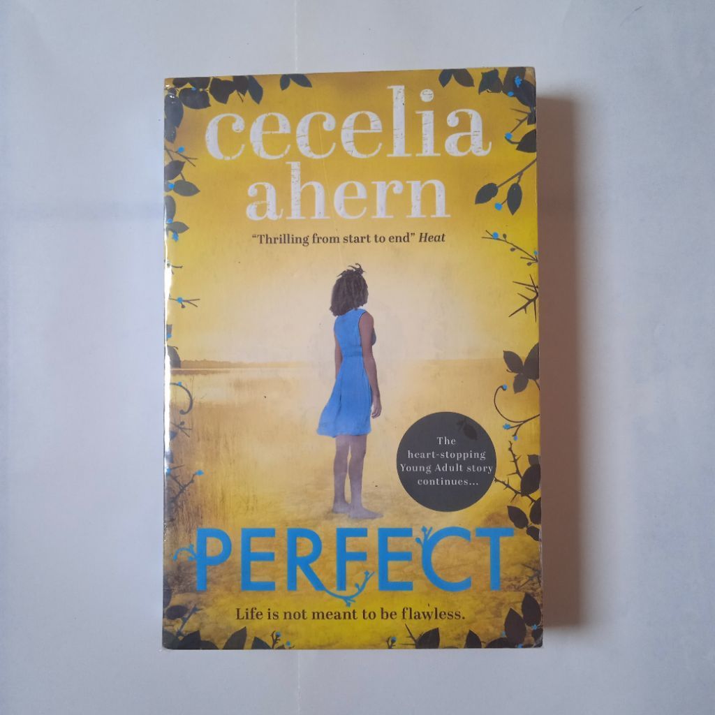 นวนิยายนําเข้าที่สมบูรณ์แบบโดย Cecelia Ahern ต้นฉบับ