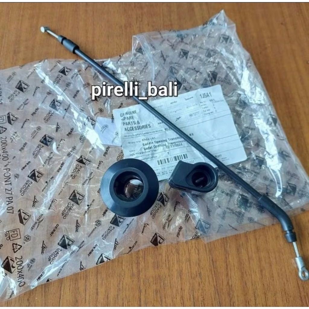 VESPA LX 125 150, VESPA S 150 125 สายเปิดที่นั่ง 3994