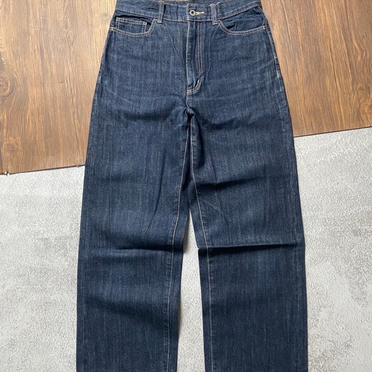 BASIC INDIGO BAGGY JEANS