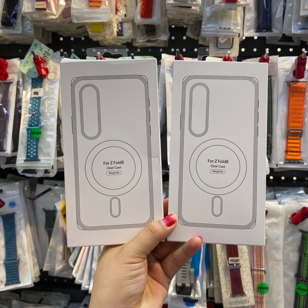 CLEAR MAGSAFE SAMSUNG Z FOLD 8 WIDE CLEAR SILICONE MAGNETIC SAMSUNG Z FOLD 8 WIDE
