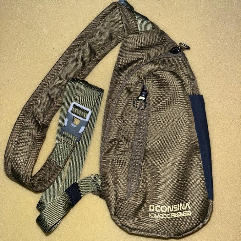 Consina komodo dragon Slingbag