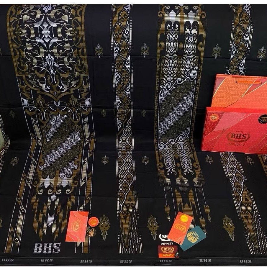BHS Infinity Gold Sarong พร้อมถุงกระดาษ