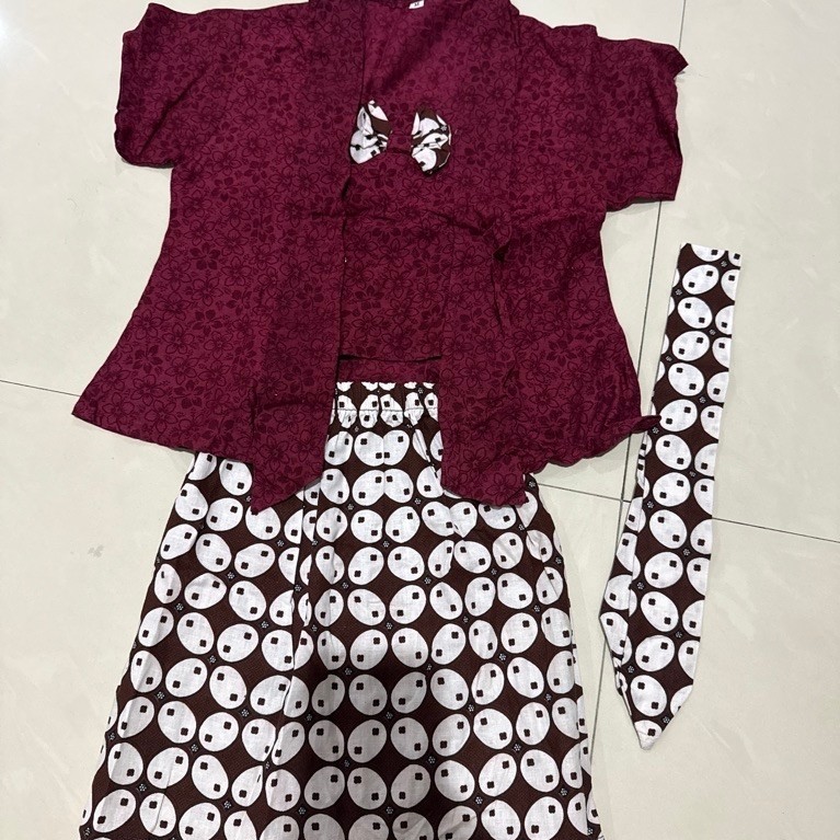 ชุด Kebaya สําหรับอายุ 3-4Y Y25