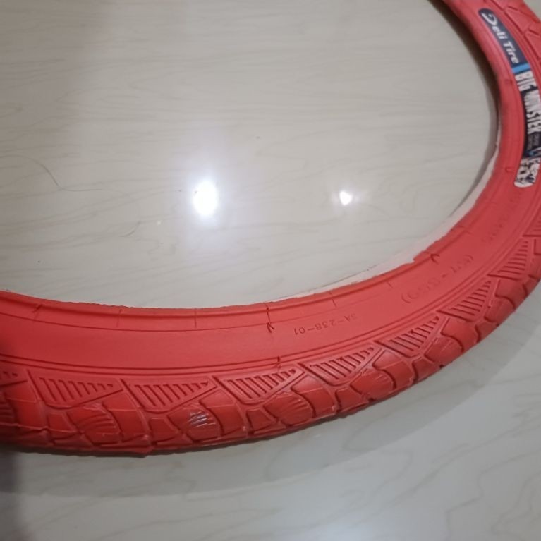 ยางนอก 26 x 2.125 สี