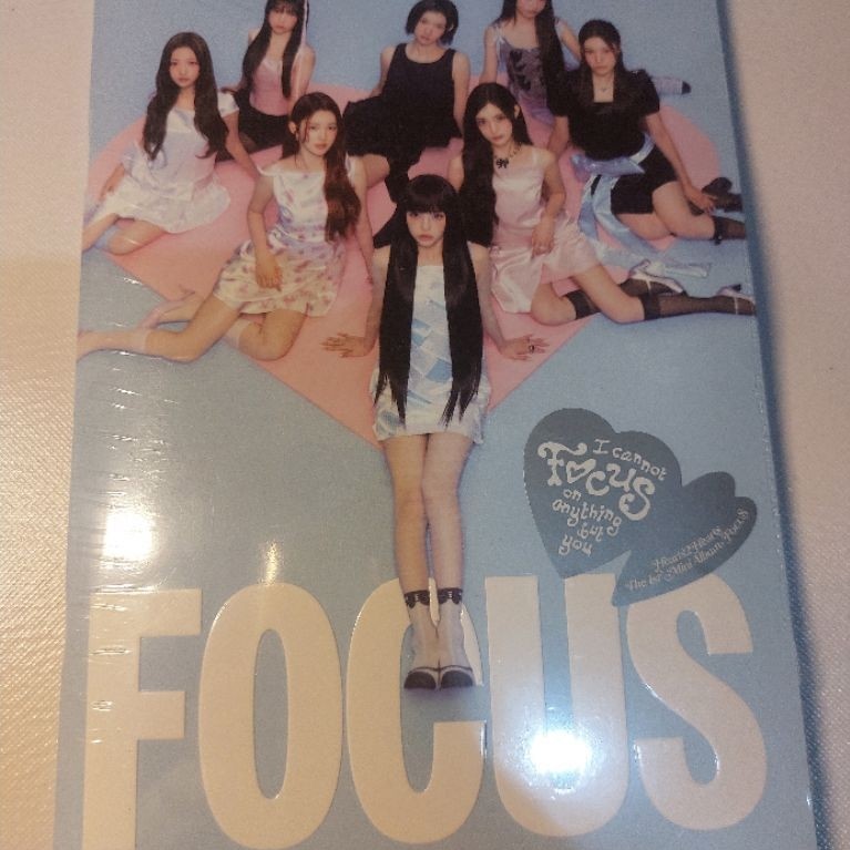 HEARTS2HEARTS SEALED ALBUM