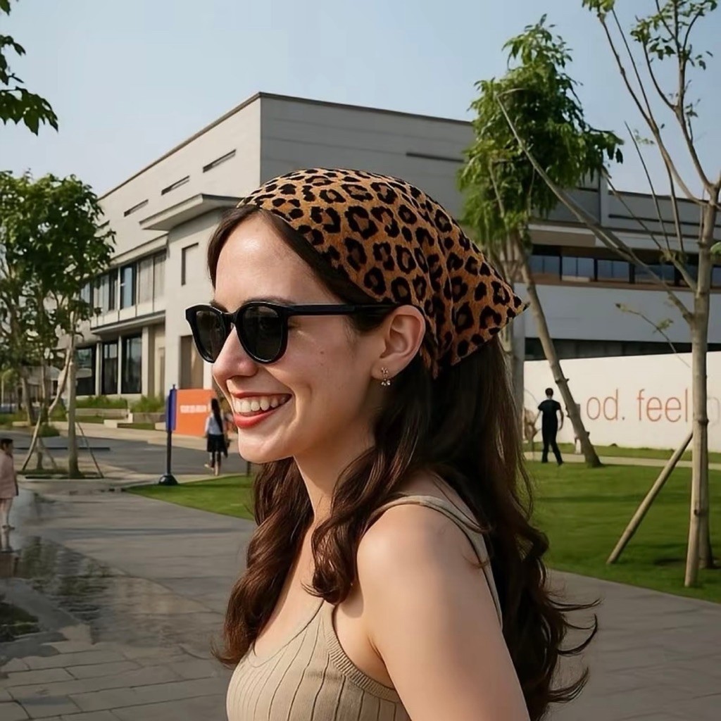 [COMELA] SCARF BANDANA LEOPARD SCARF SKENA SLAYER LEOPARD
