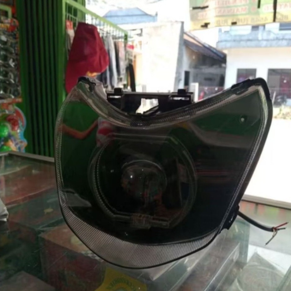 แผ่นสะท้อนแสงไฟหน้า Spacy Plus Bild Ala Ala Ala Ala Ala 4.5 นิ้ว พร้อมใช้งาน