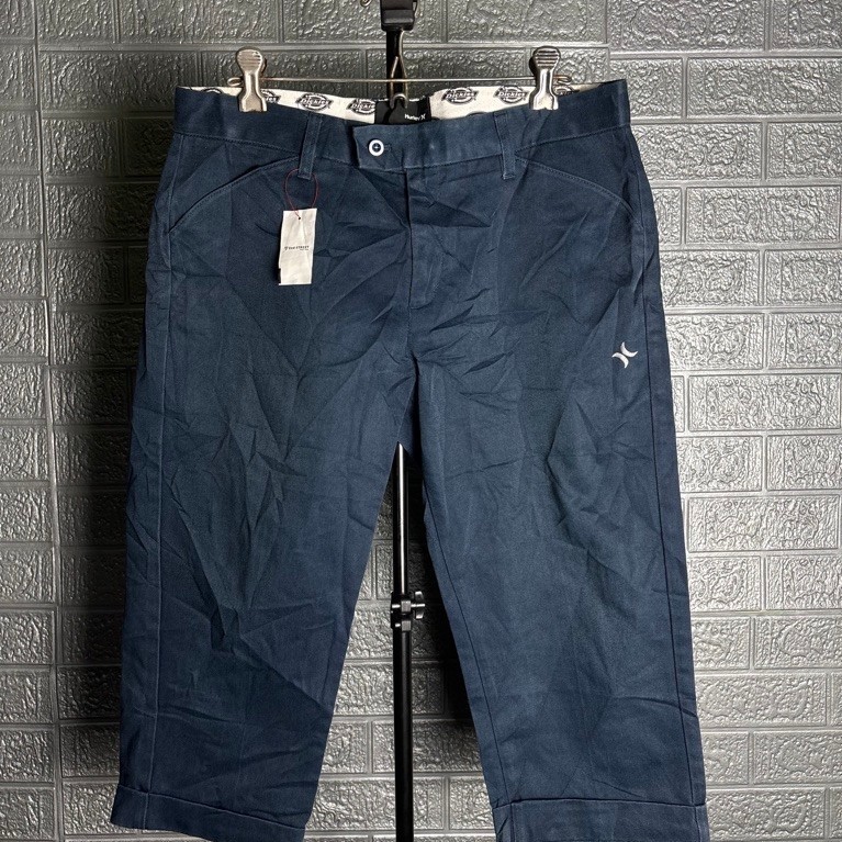 กางเกงขาสั้น Dickies x Hurley 7/8