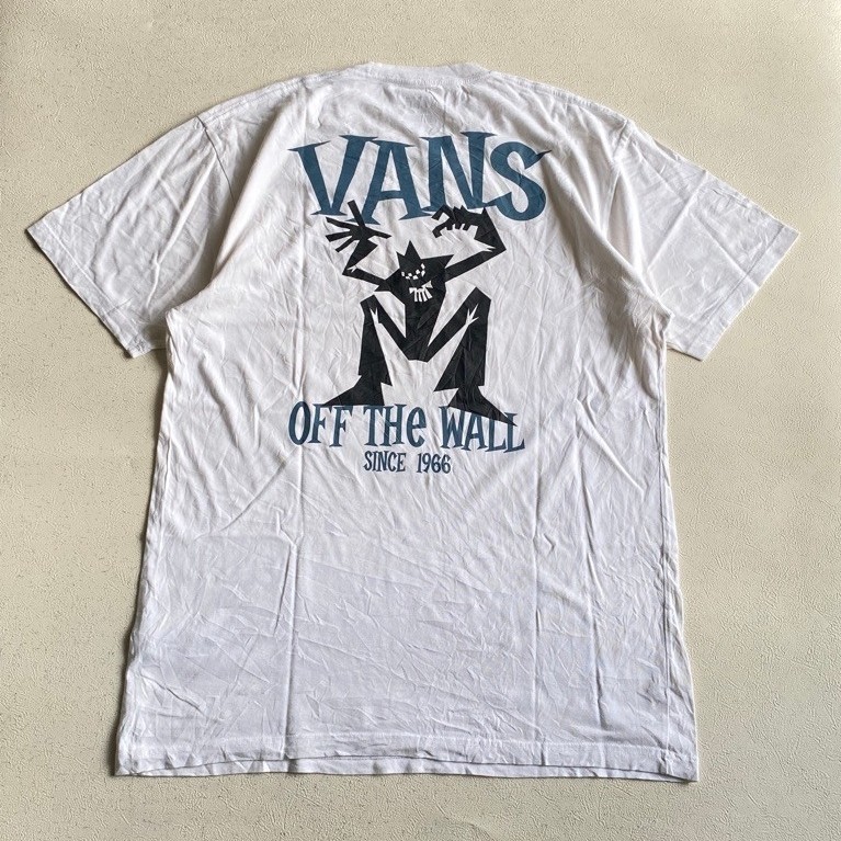 เสื้อยืด vans sketchy Friends สีขาว