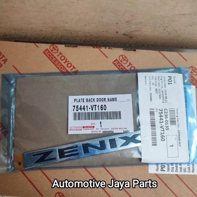 Original Innova Zenix Trunk Door Zenix Logo Emblem ราคาพิเศษ!