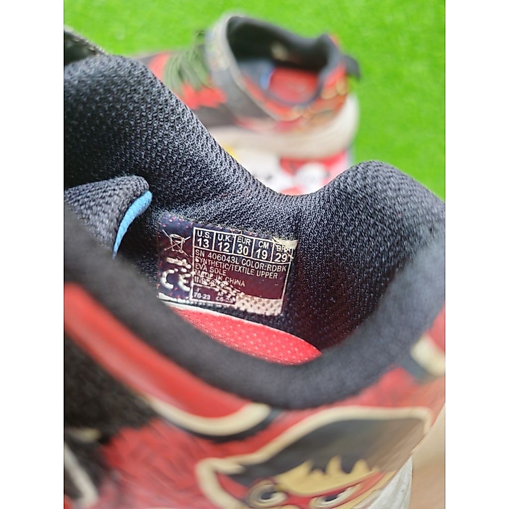 Skechers ryan world preloved รองเท้าเด็กต้นฉบับ Skechers euro 30