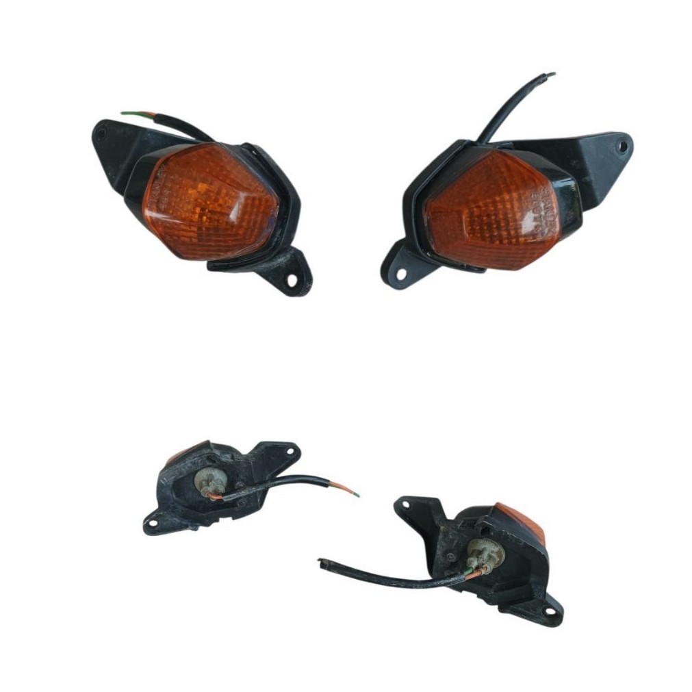 ไฟเลี้ยวหน้า assy Honda NSR nsr150/150 R NSR150R NSR 150 R Original winker ไฟเลี้ยว Honda NSR 150 R 