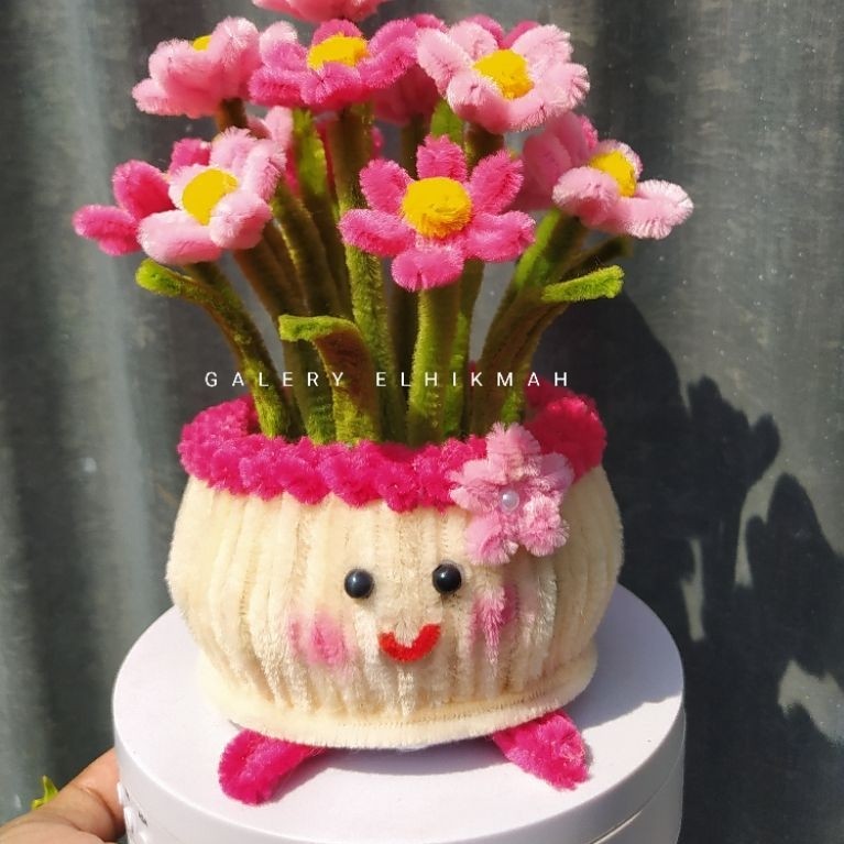 GEMMY POT DAISY FLOWERS/WIRE FEATHER DECORATIVE FLOWERS/WIRE FEATHER FLOWERS