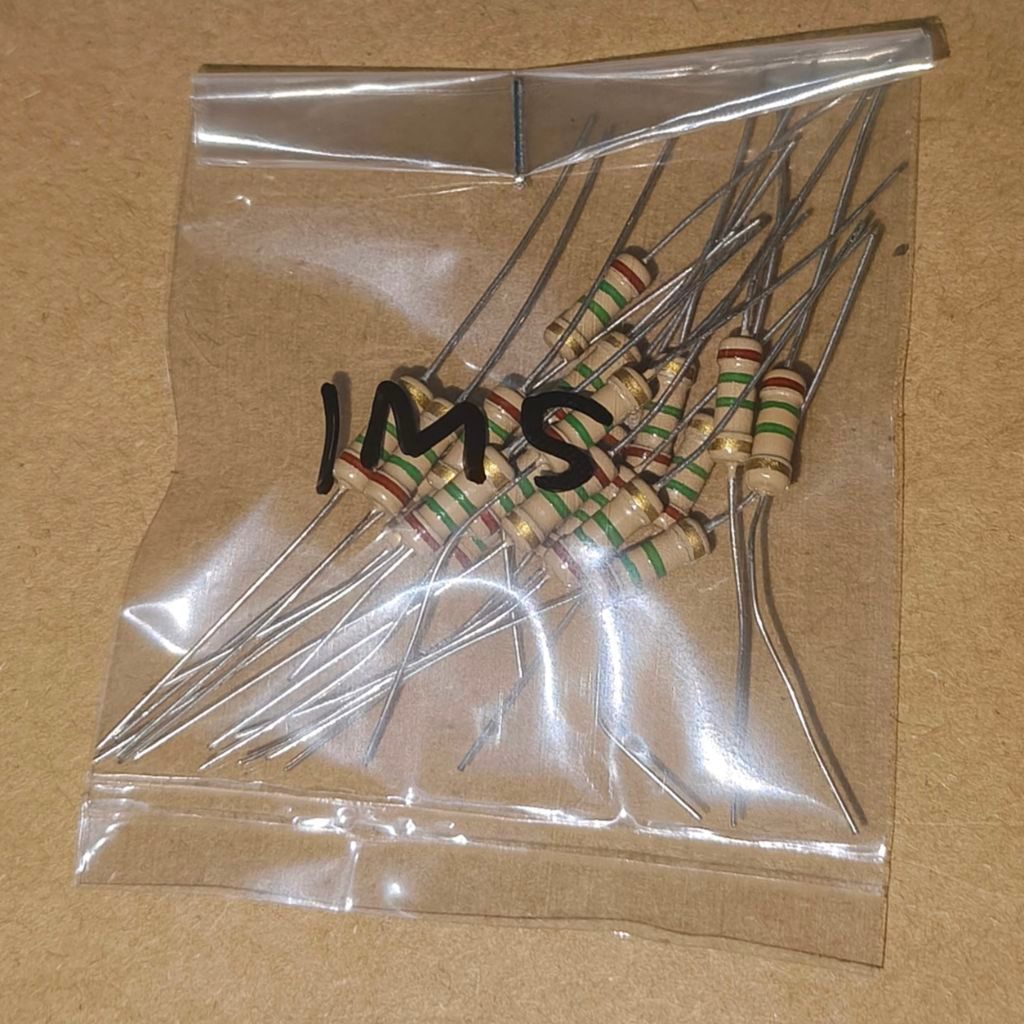 R 1M5 Ohm 0.5W 1.5M 1.5 M Mega 0.5 วัตต์ 5 ตัวต้านทานเปอร์เซ็นต์ 20 ชิ้น