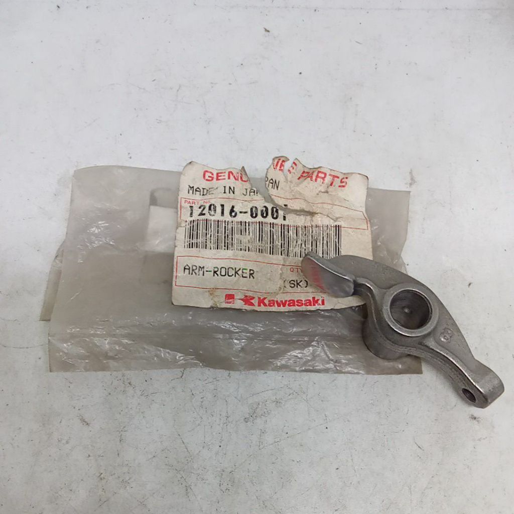 ORIGINAL KAWASAKI KAZE VALVE TRIGGER MADE IN JAPAN 12016-0001 1 ชิ้น