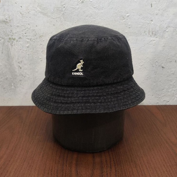 Kangol หมวกบักเก็ต Kangol สีซักเดิม ป้ายเต็ม