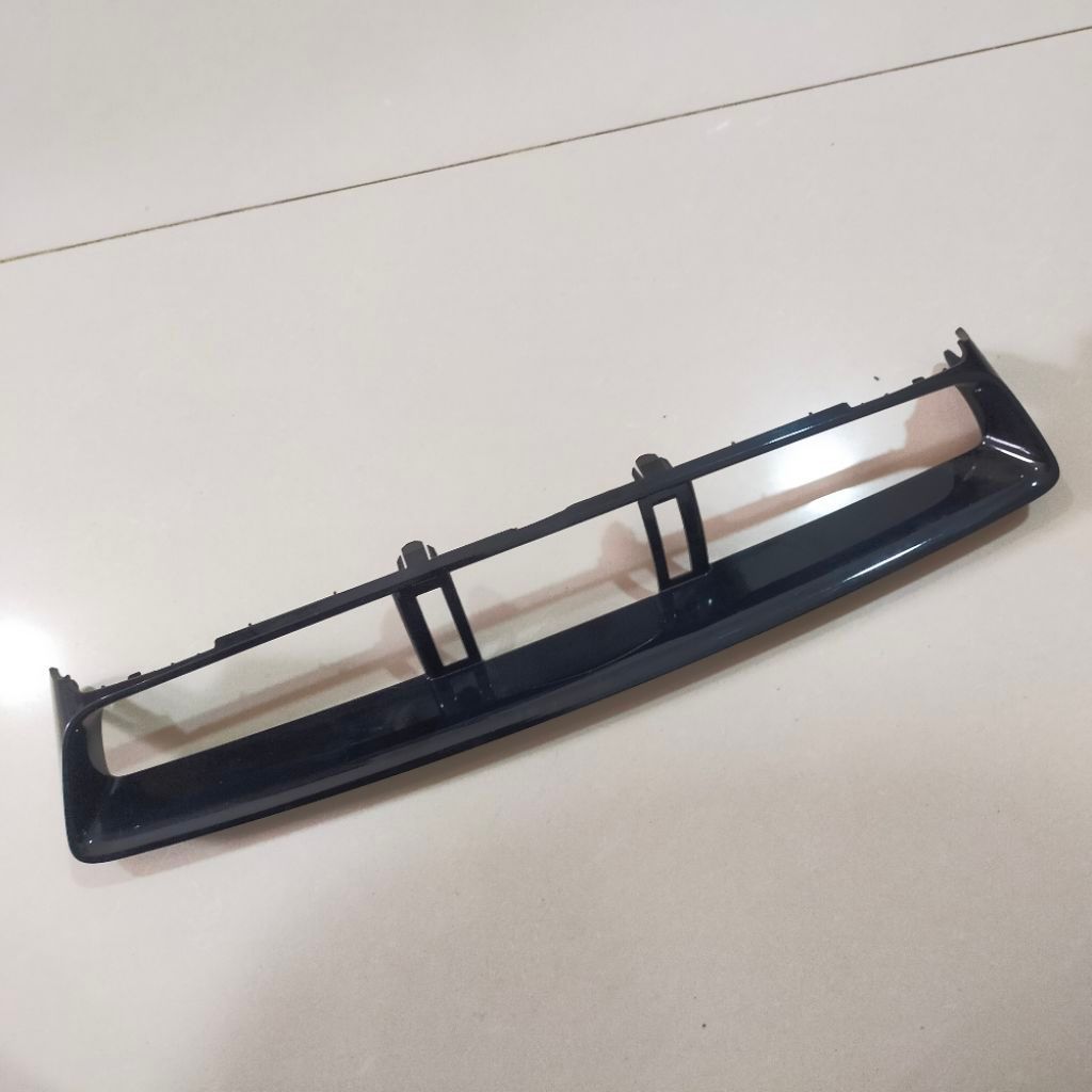 FORTUNER GR PIANO BLACK ORIGINAL CENTER AC PANEL 556677-KK010/20