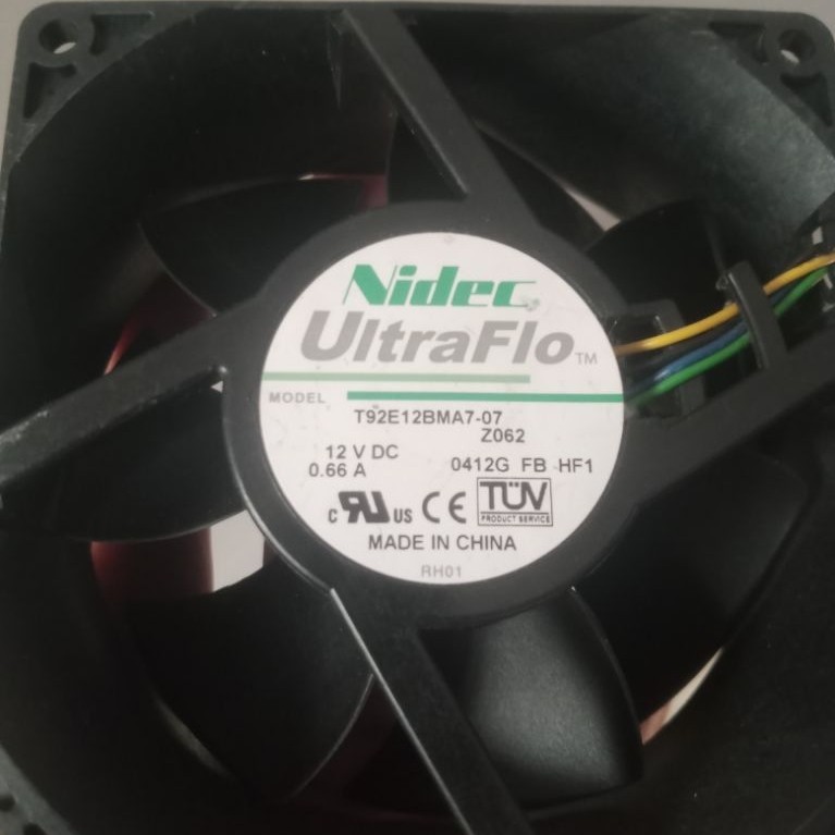 Nidec Server Fan 9cm ความหนา 4pin มือสอง