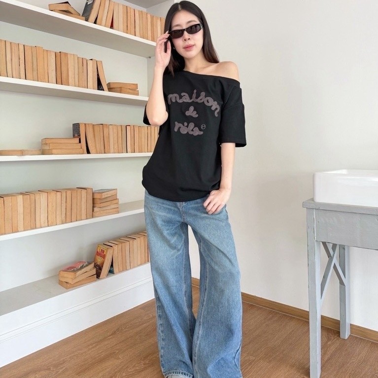 OFF SHOULDER MAISON DE ROLA VALEN TOP COOL VALEN เสื้อยืด