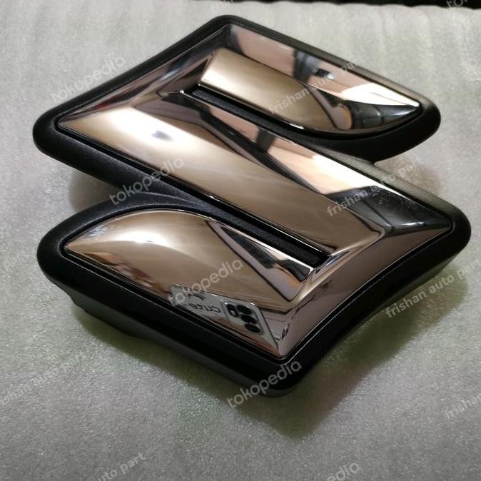 Original Suzuki Xl7 Front Grill S Logo ราคาพิเศษ!