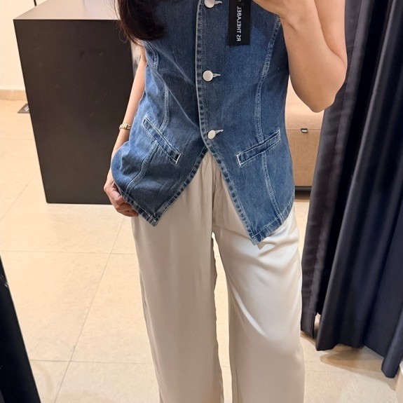 ARUMI VEST**********