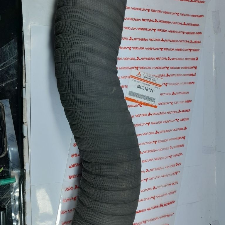 ท่อรับสัญญาณ MITSUBISHI FUSO 8DC9 MC UPPER018124