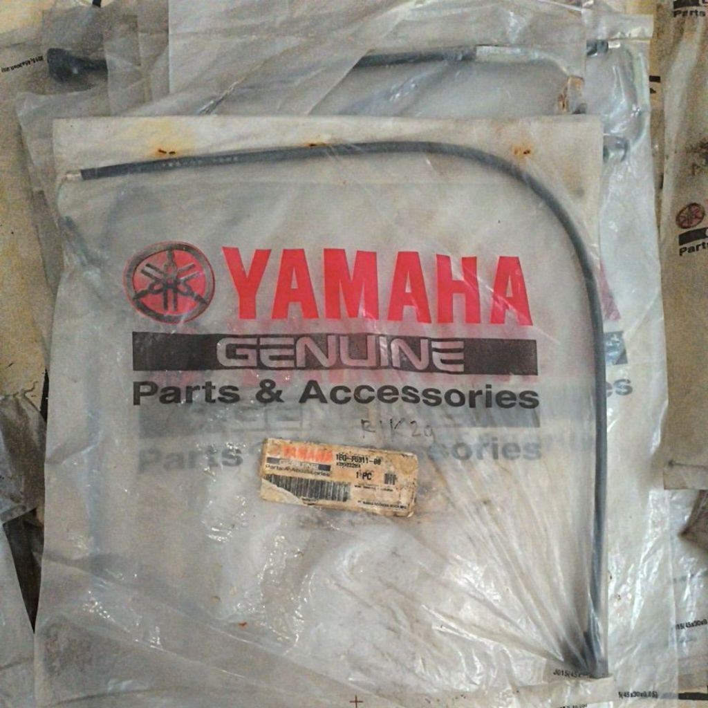 YAMAHA YL2 L2G YB100 L2SN UPPER สายแก๊สต้นฉบับใหม่เดิม 1EG-F631-00