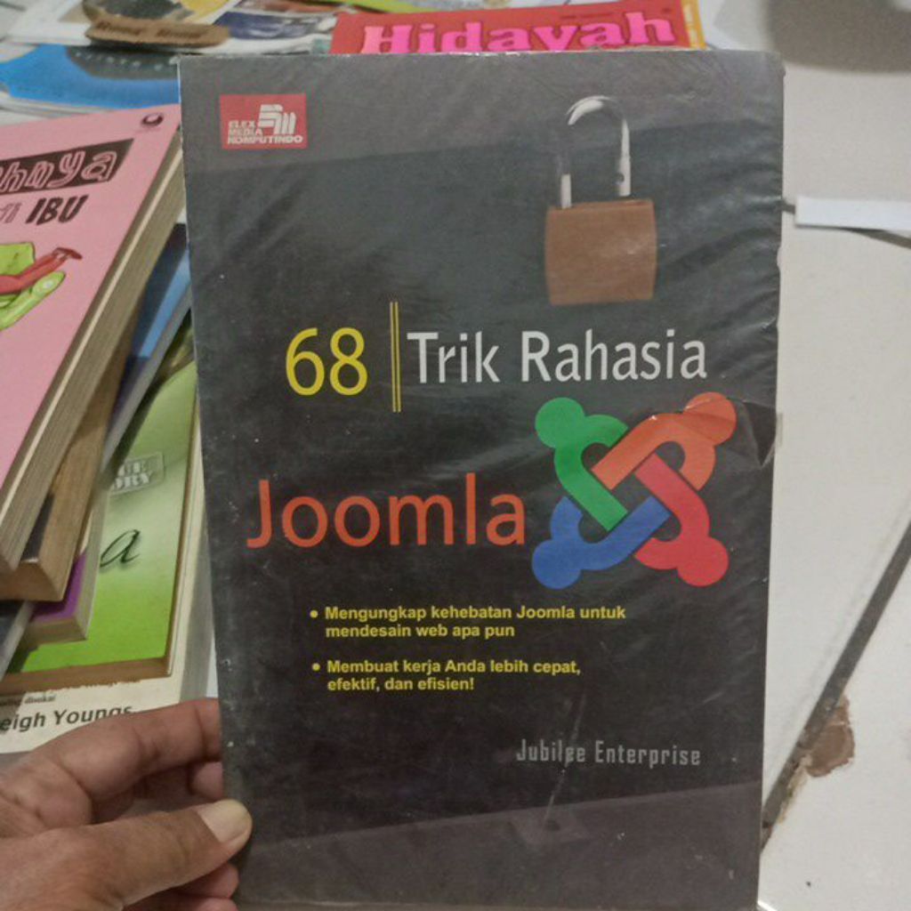 หนังสือ 68 SECRET TRICKS ถึง JOOMLA