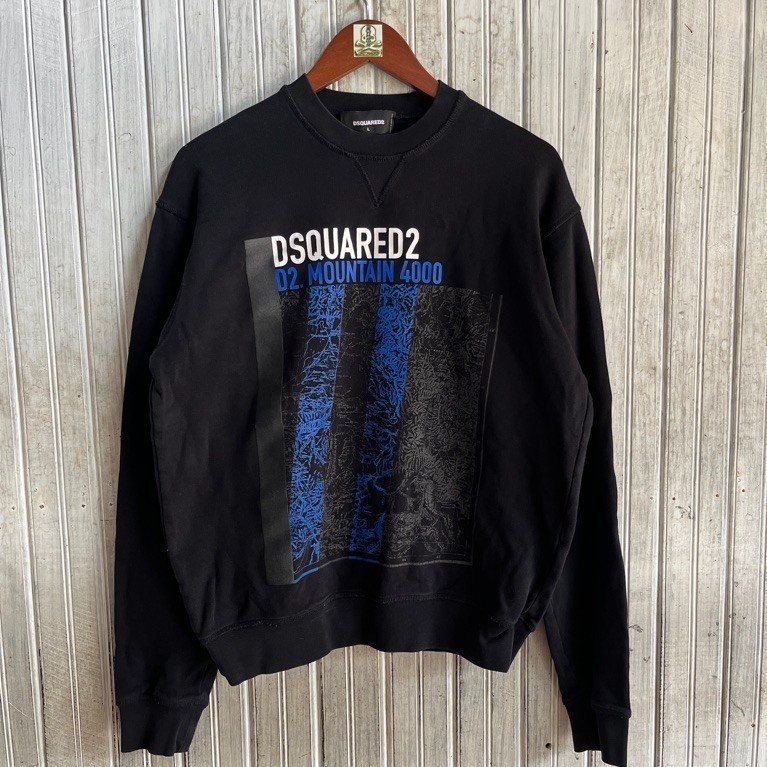 คอกลม DSquared Mountain 4000