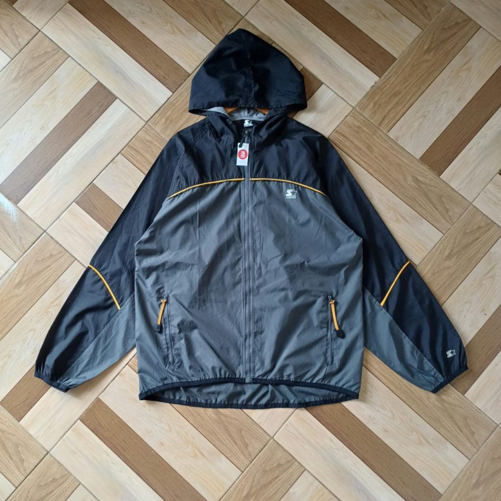 เสื้อแจ็คเก็ตผู้ชาย WIND BREAKER C30