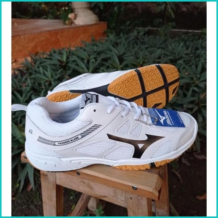 พร้อม MIZUNO VOLLEYBALL SHOES, BADMINTON, JOGGING, SPORTS, MIZUNO TANDER BLADE
