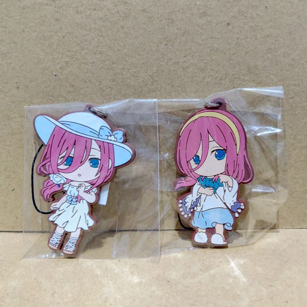 สายยาง Miku Nakano**
