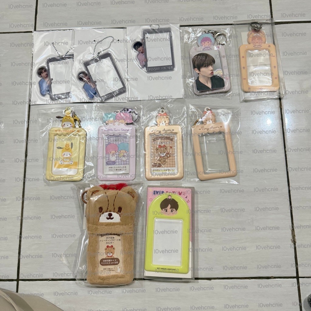 CARD HOLDER SANRIO HAECHAN JISUNG EVERLINE MD TDS 3 (โต๊ะ)
