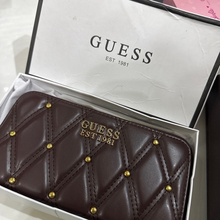 กระเป๋าสตางค์ Guess*