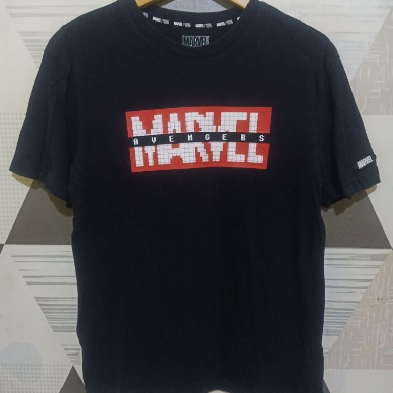 เสื้อยืด Marvel Avenger 105x67
