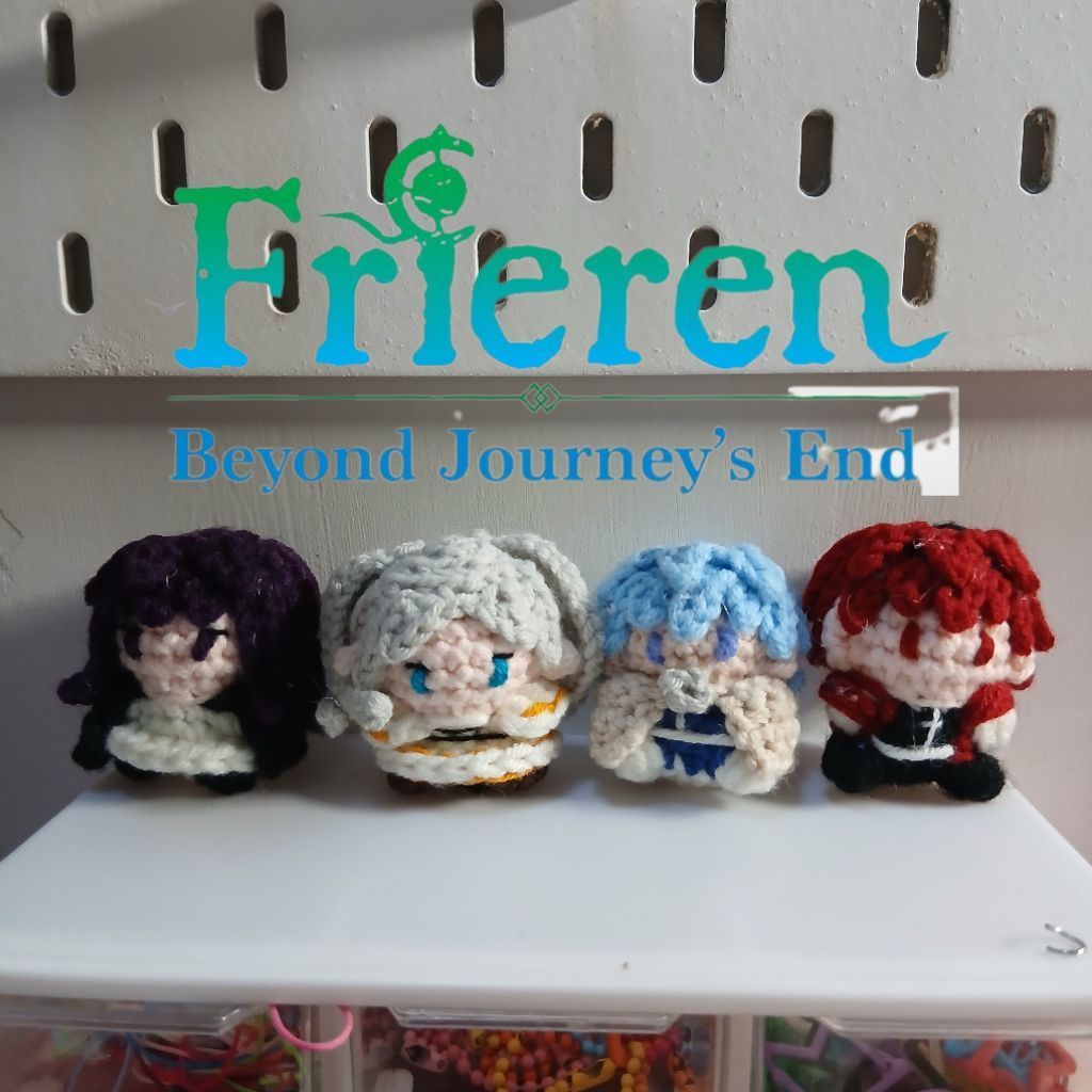 GUNDAN FRIEREN KNITTED KEYCHAIN || พวงกุญแจ FRIEREN CROCHET